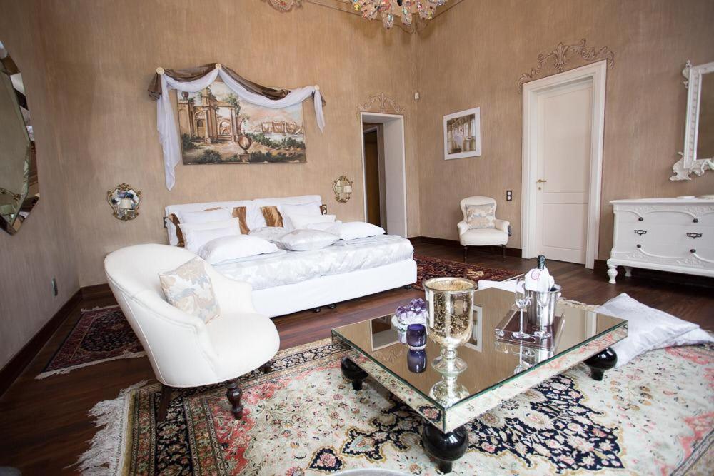 Azzate Villa Ghiringhelli المظهر الخارجي الصورة